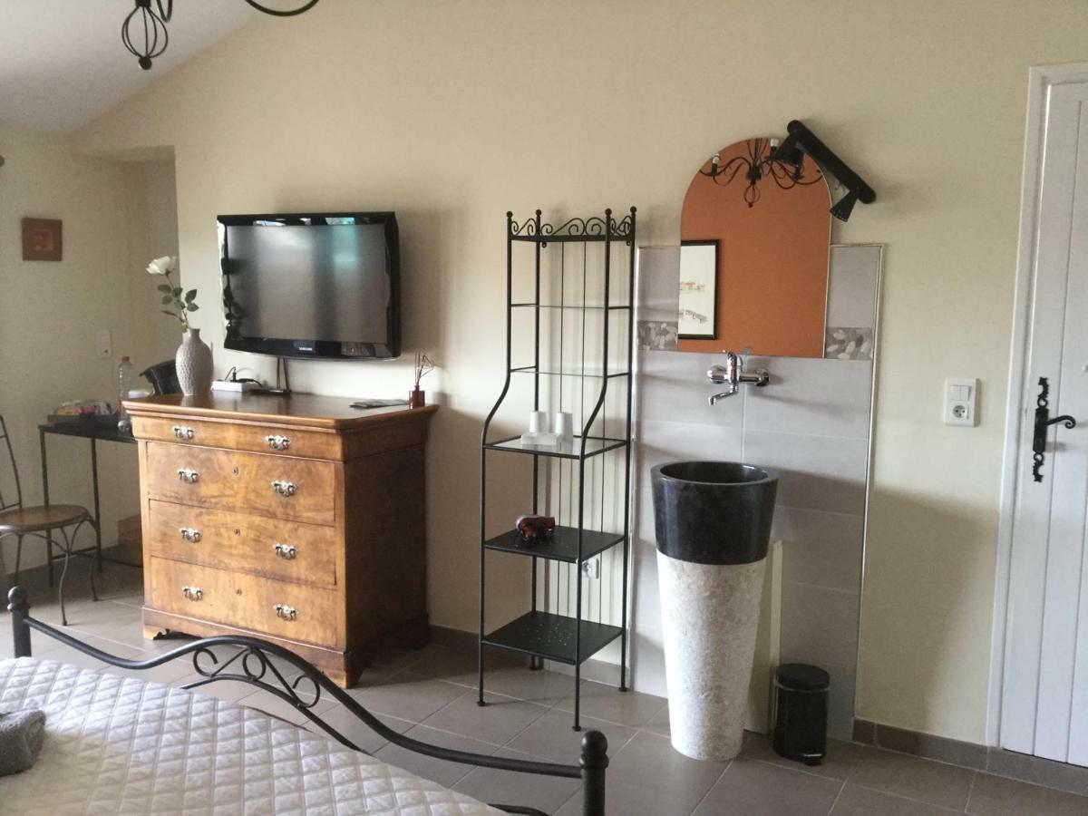 Bed and Breakfast Les Secrets Du Mistral Valensole Zewnętrze zdjęcie